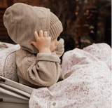 Hvornår kan baby sidde selv? - BORN Copenhagen ApS